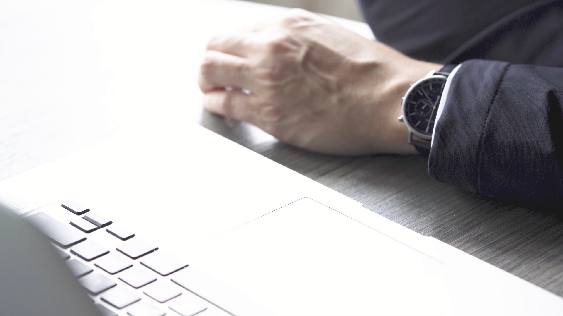 Work From Home - 趨勢，和最舒服的西裝。